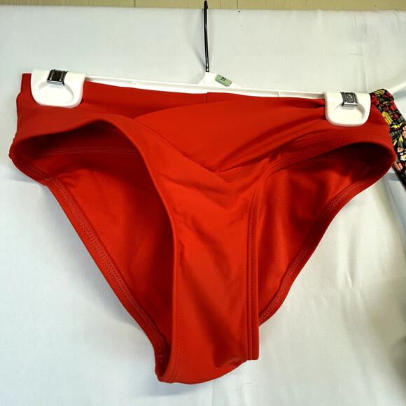 Xhilaration Medium Swim Suit Bikini 2-piece made in Vietnam red and  print - Picture 3 of 12